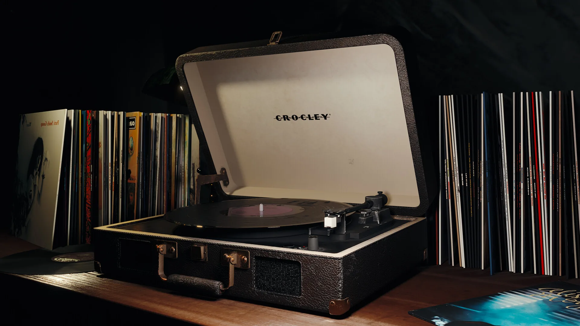 Crocley Player — Retro Turntable — frame 1