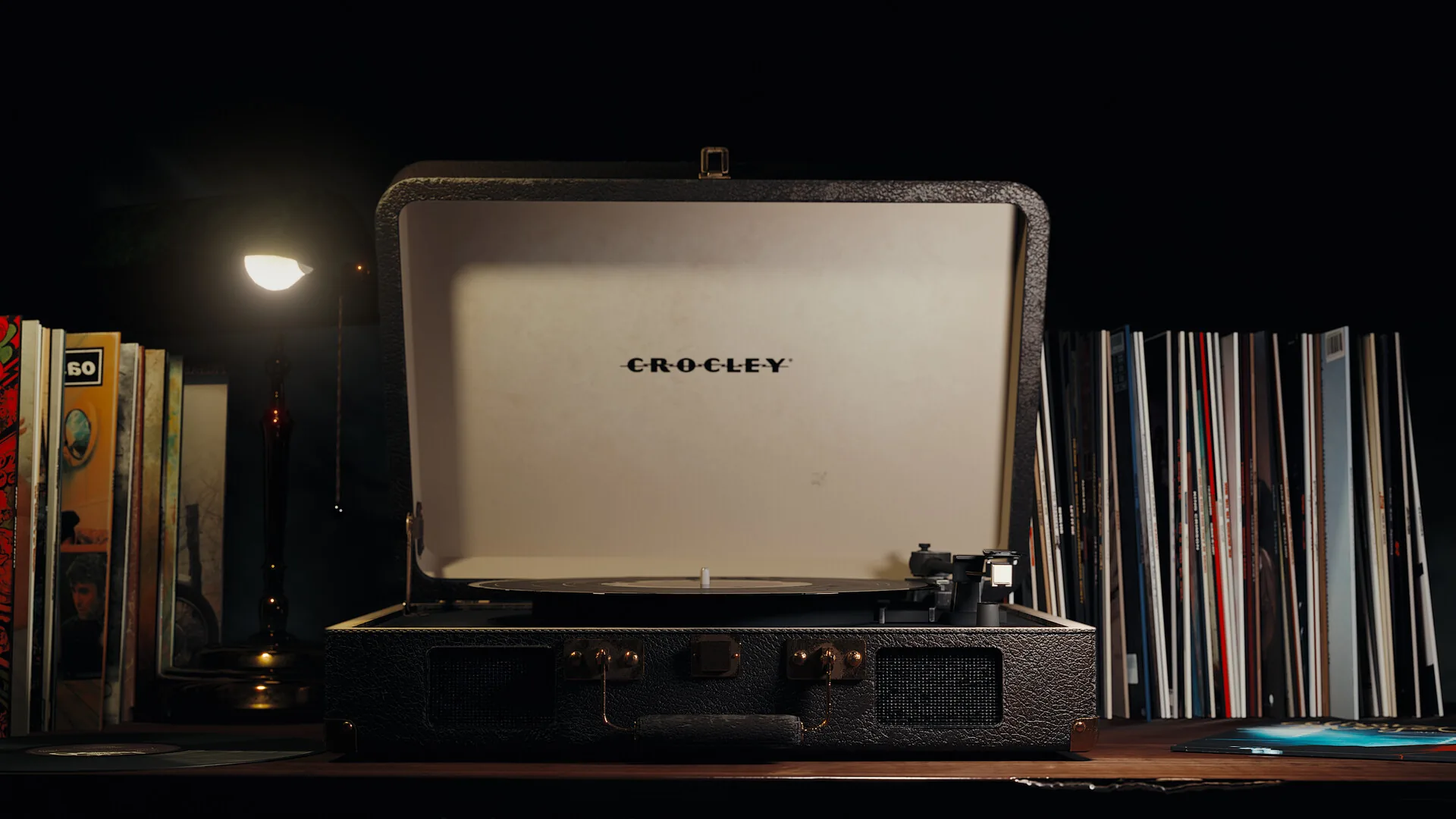Crocley Player — Retro Turntable — frame 5
